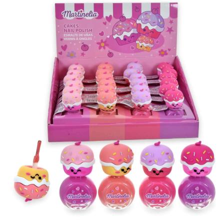 Martinelia cakes nail polish